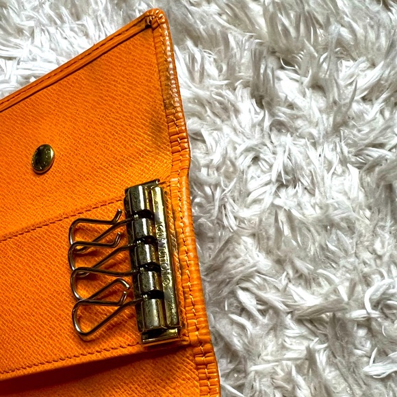 LOUIS VUITTON Multicles 4 key holder case Epi Orange - Picture 9 of 10